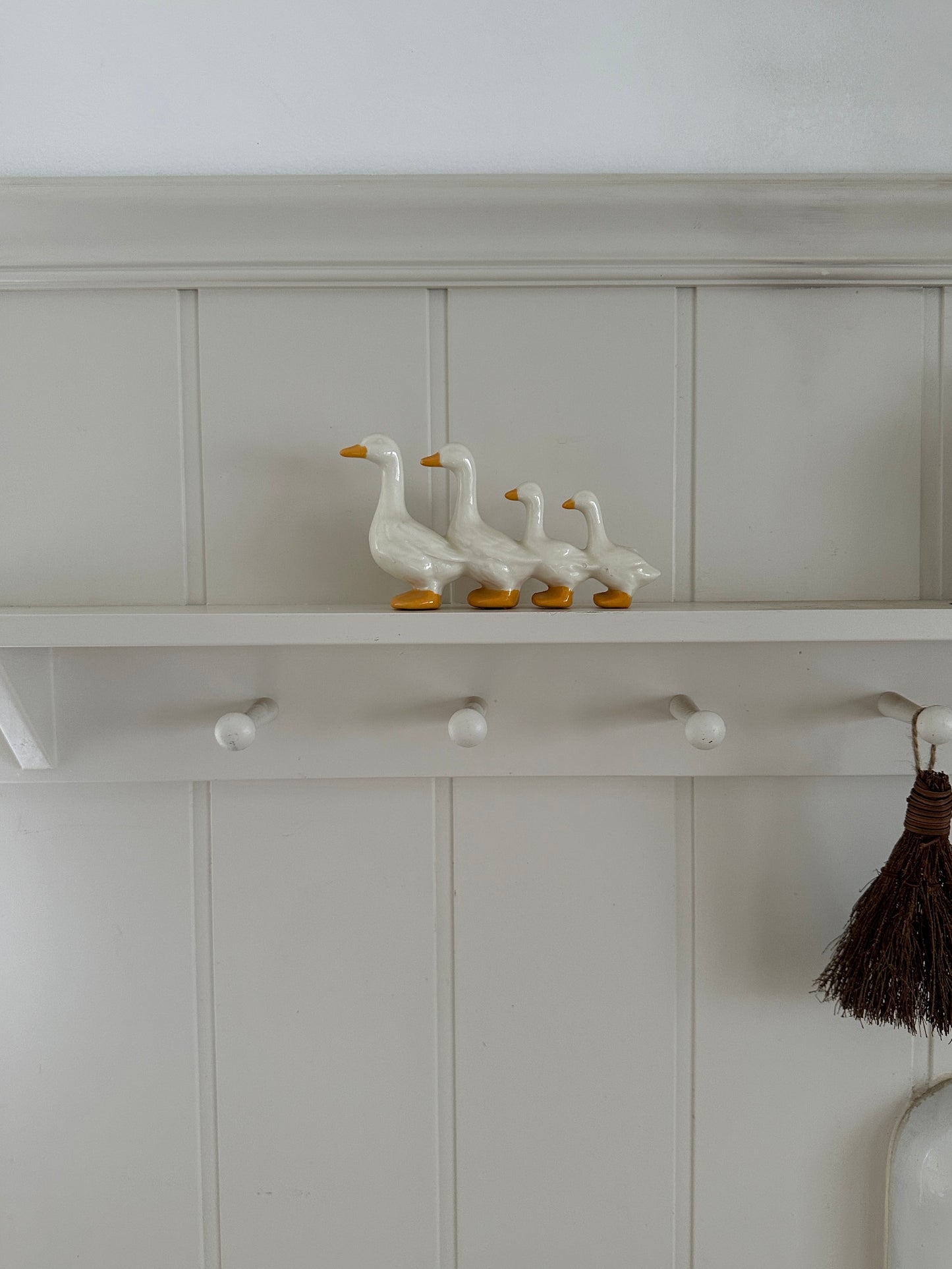 vintage ceramic ducks