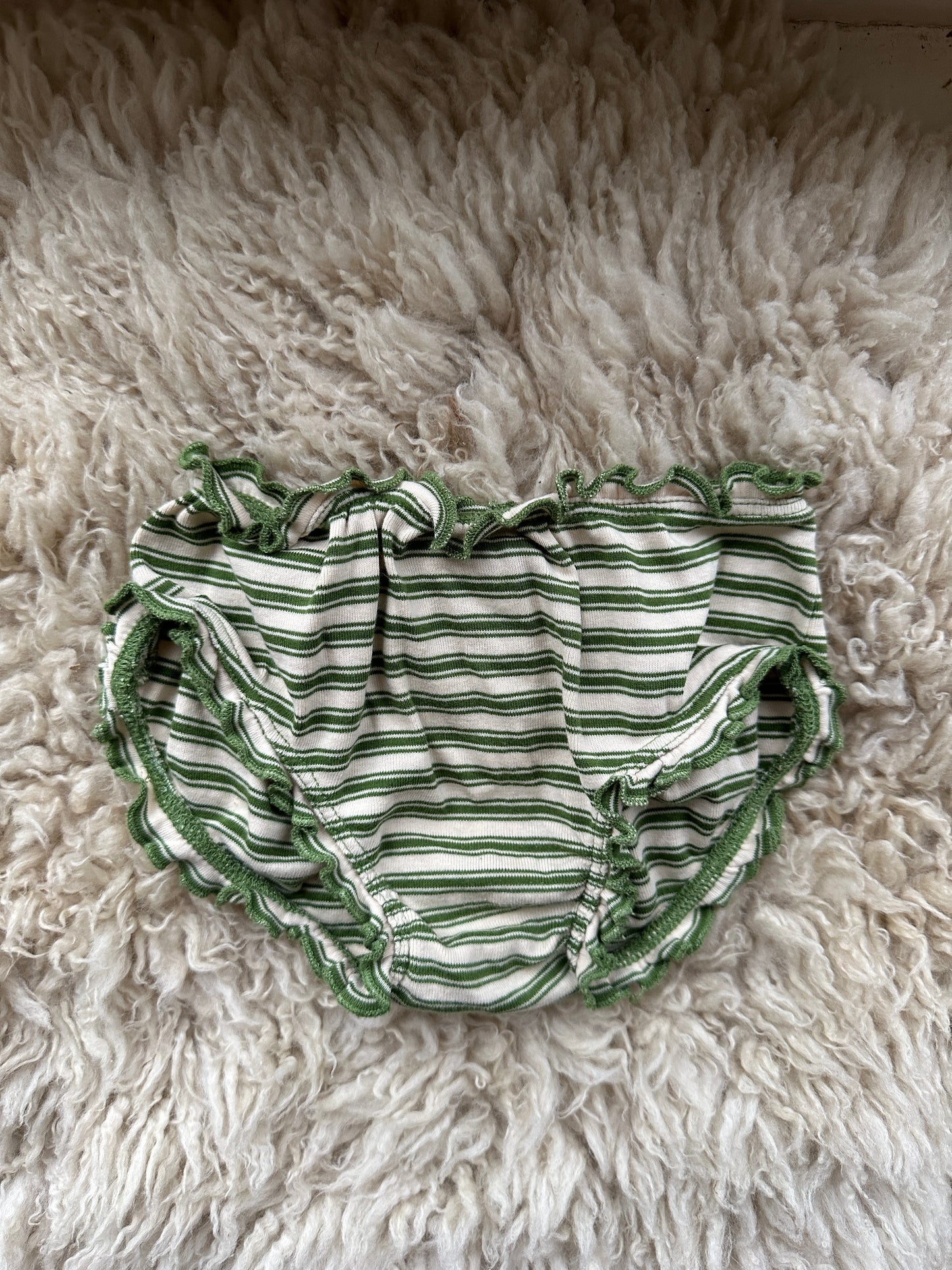 misha & puff briefs, 2-3 years