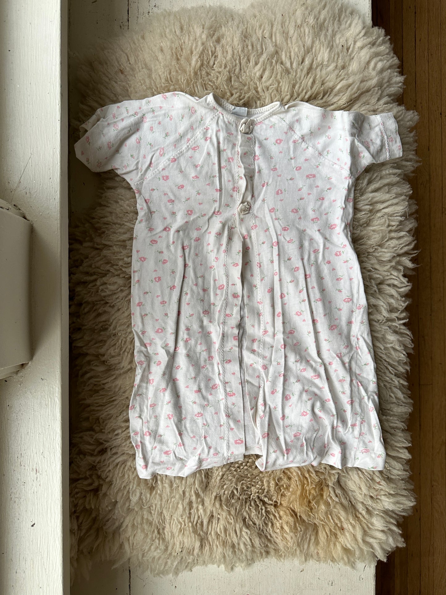 vintage carter's snap gown, 6 months