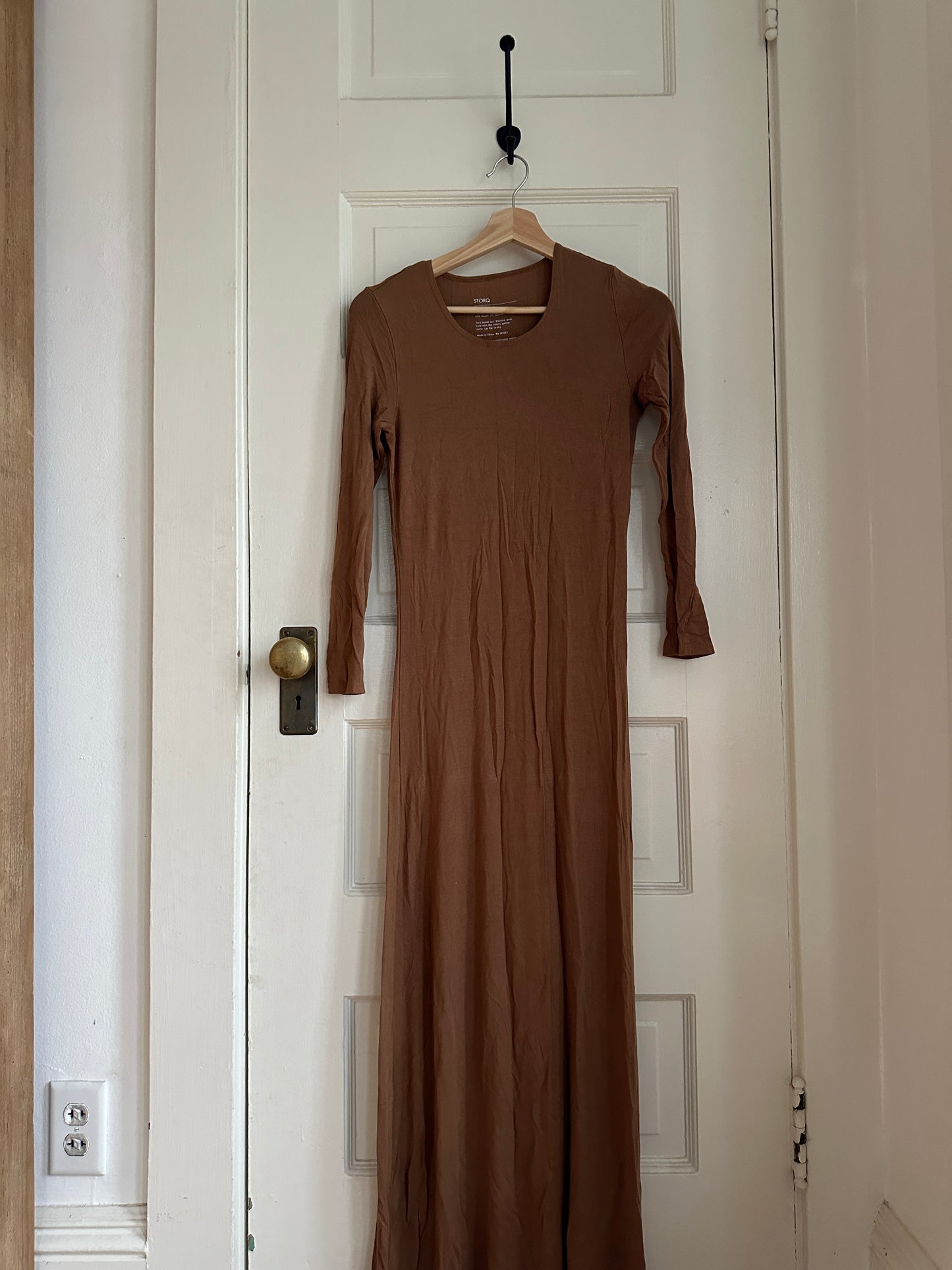 storq maxi maternity dress