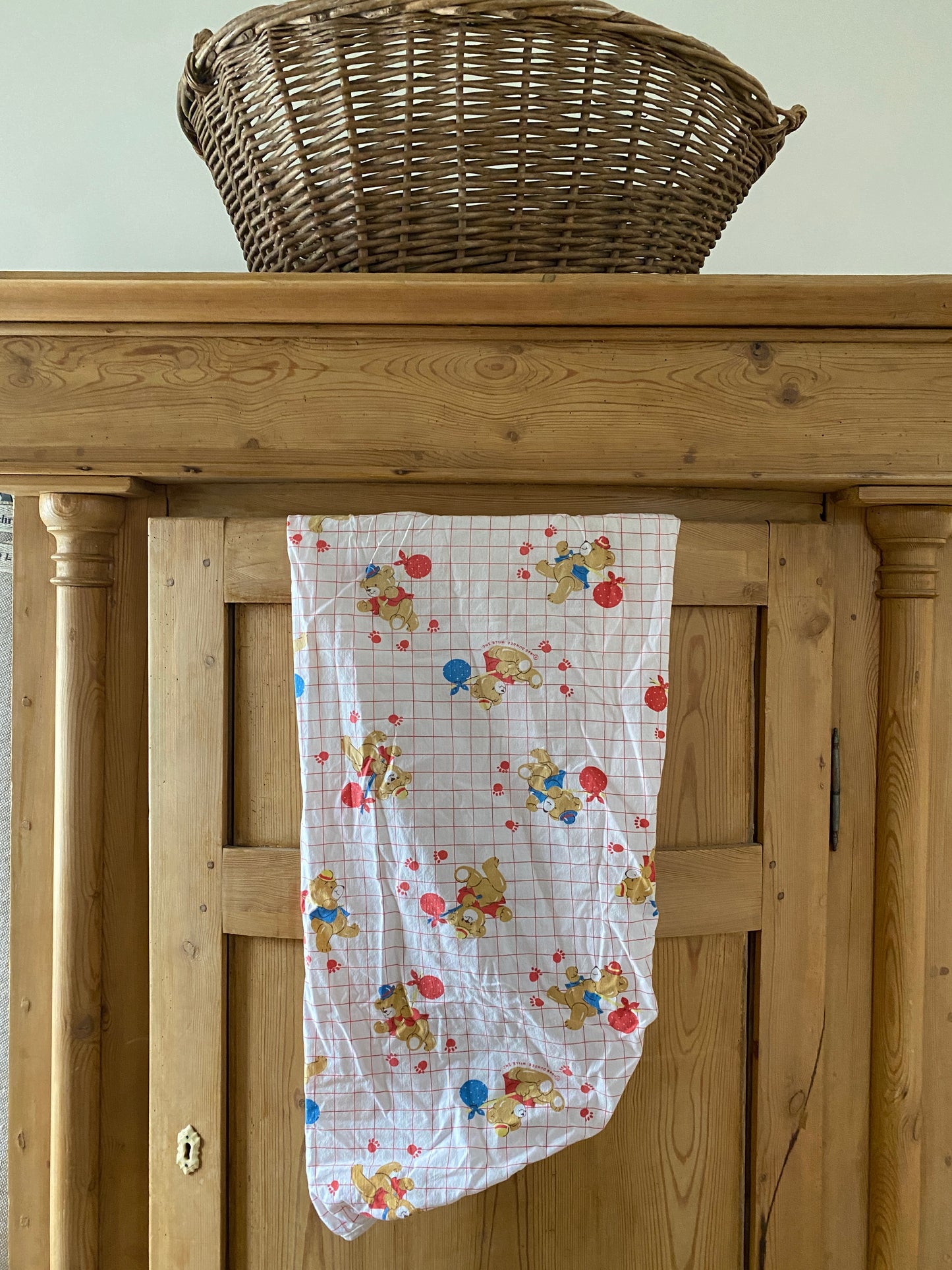 vintage fitted crib sheet