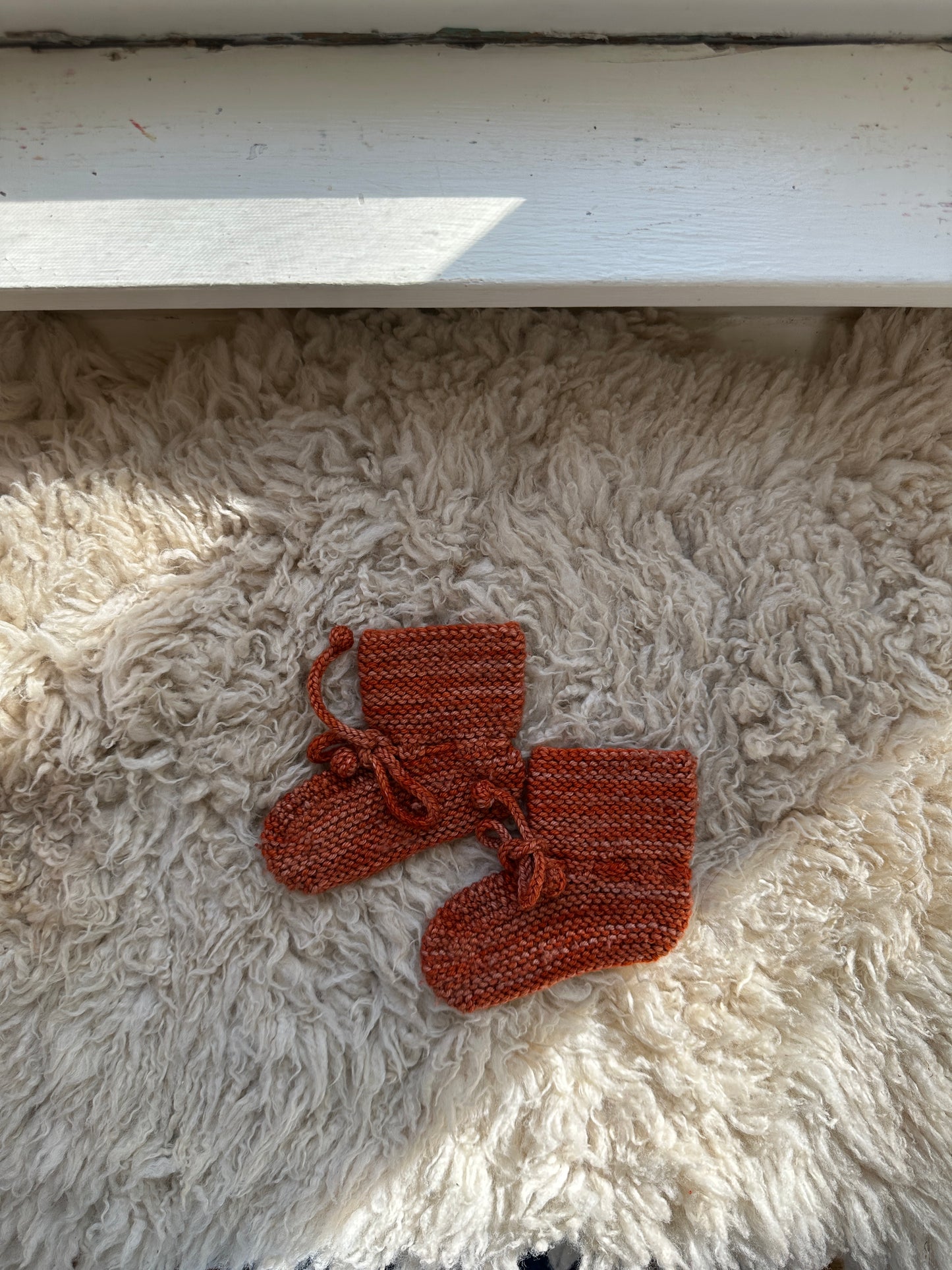 misha & puff layette classic booties, 0-6 months