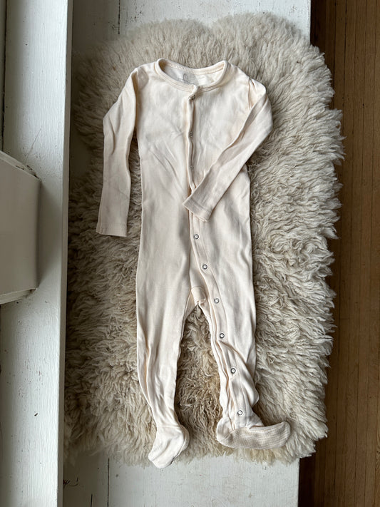 lovedbaby footed sleeper, 9-12 months