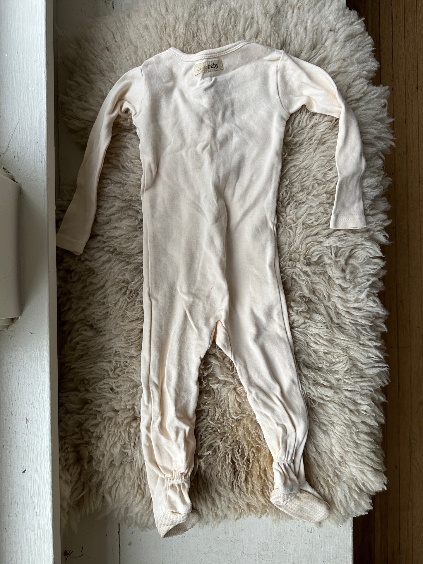 lovedbaby footed sleeper, 9-12 months