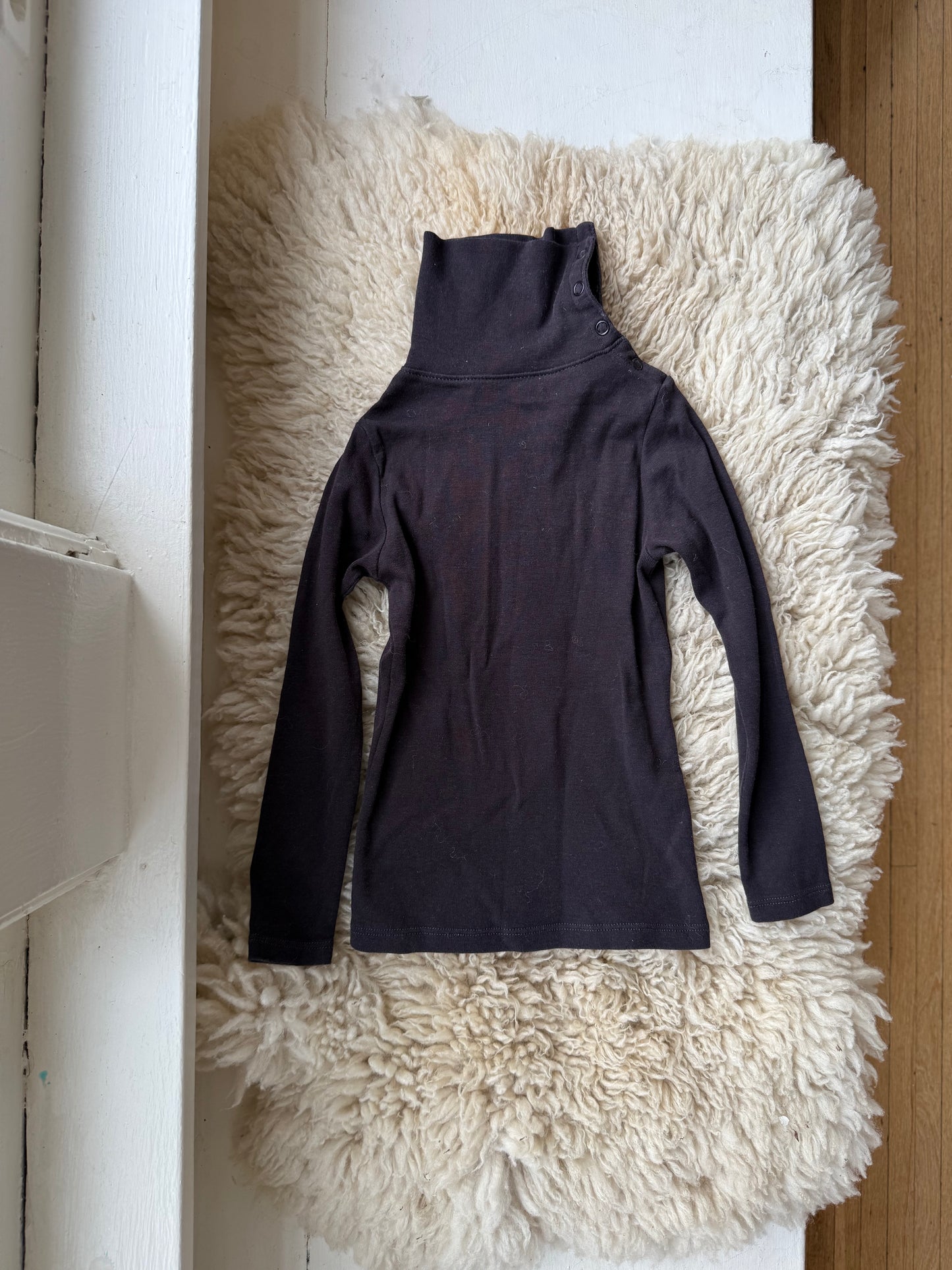 soor ploom snap turtleneck