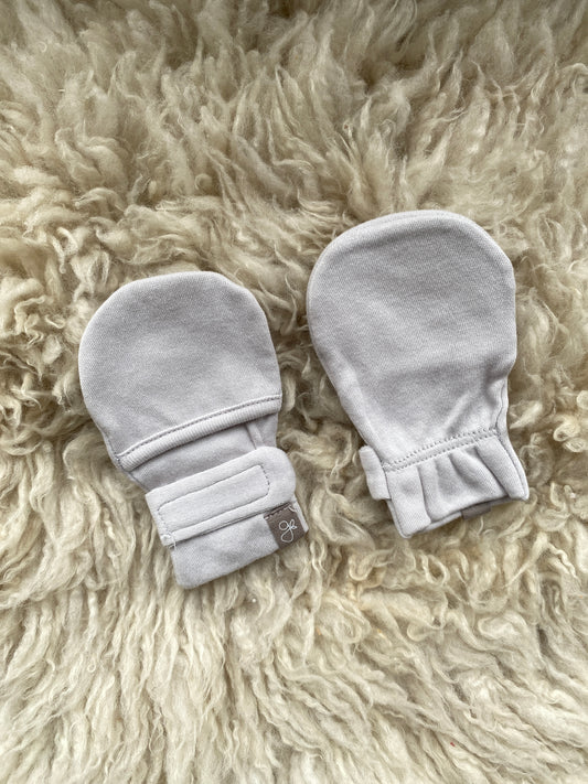goumi mittens, 0-3 months